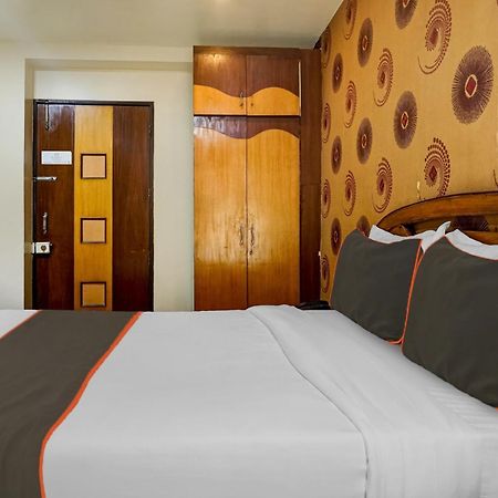 Hotel Galaxy Residency Kalyani Nagar Пуна Экстерьер фото