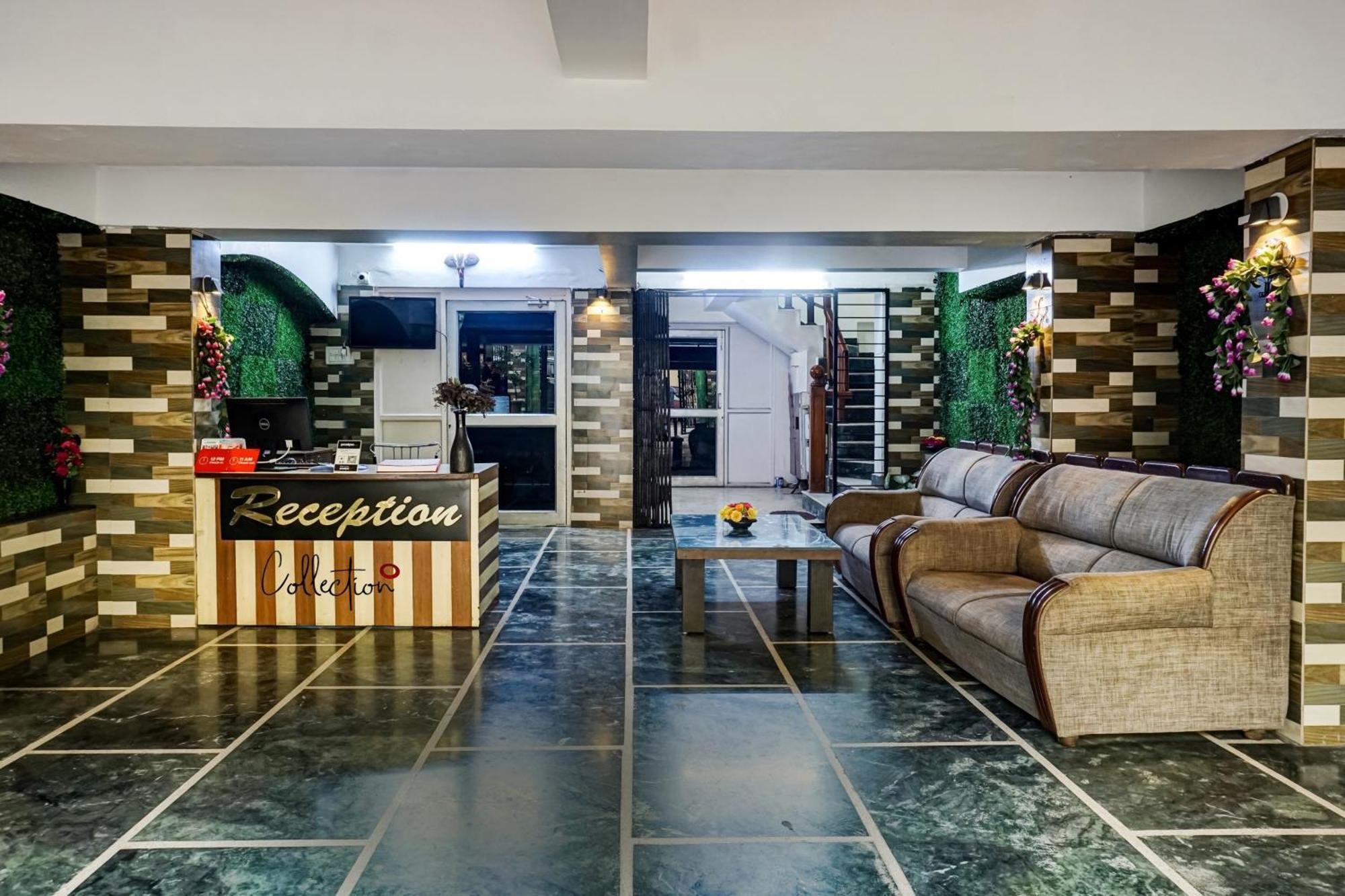 Hotel Galaxy Residency Kalyani Nagar Пуна Экстерьер фото