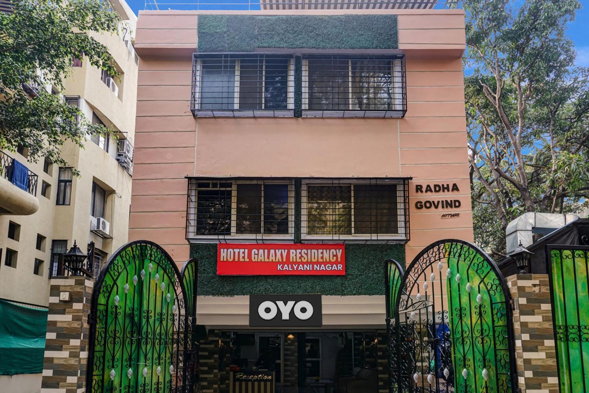 Hotel Galaxy Residency Kalyani Nagar Пуна Экстерьер фото