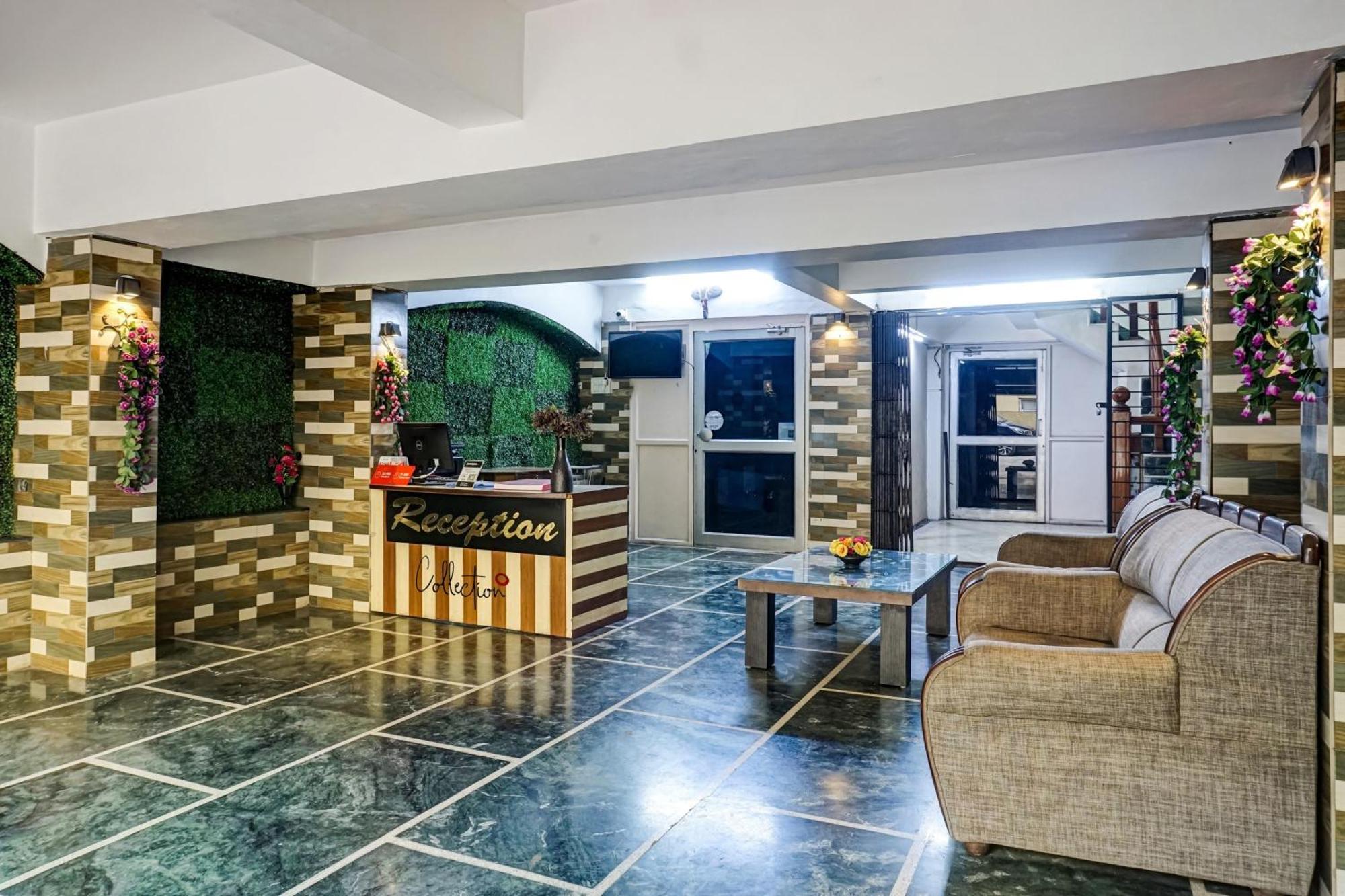 Hotel Galaxy Residency Kalyani Nagar Пуна Экстерьер фото