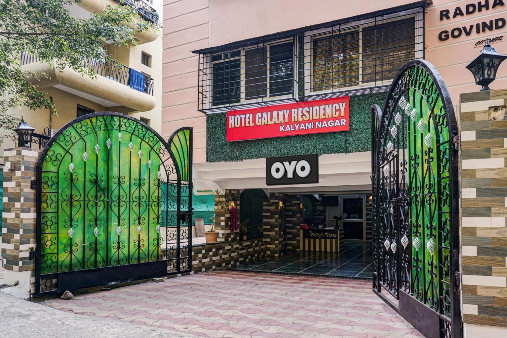 Hotel Galaxy Residency Kalyani Nagar Пуна Экстерьер фото